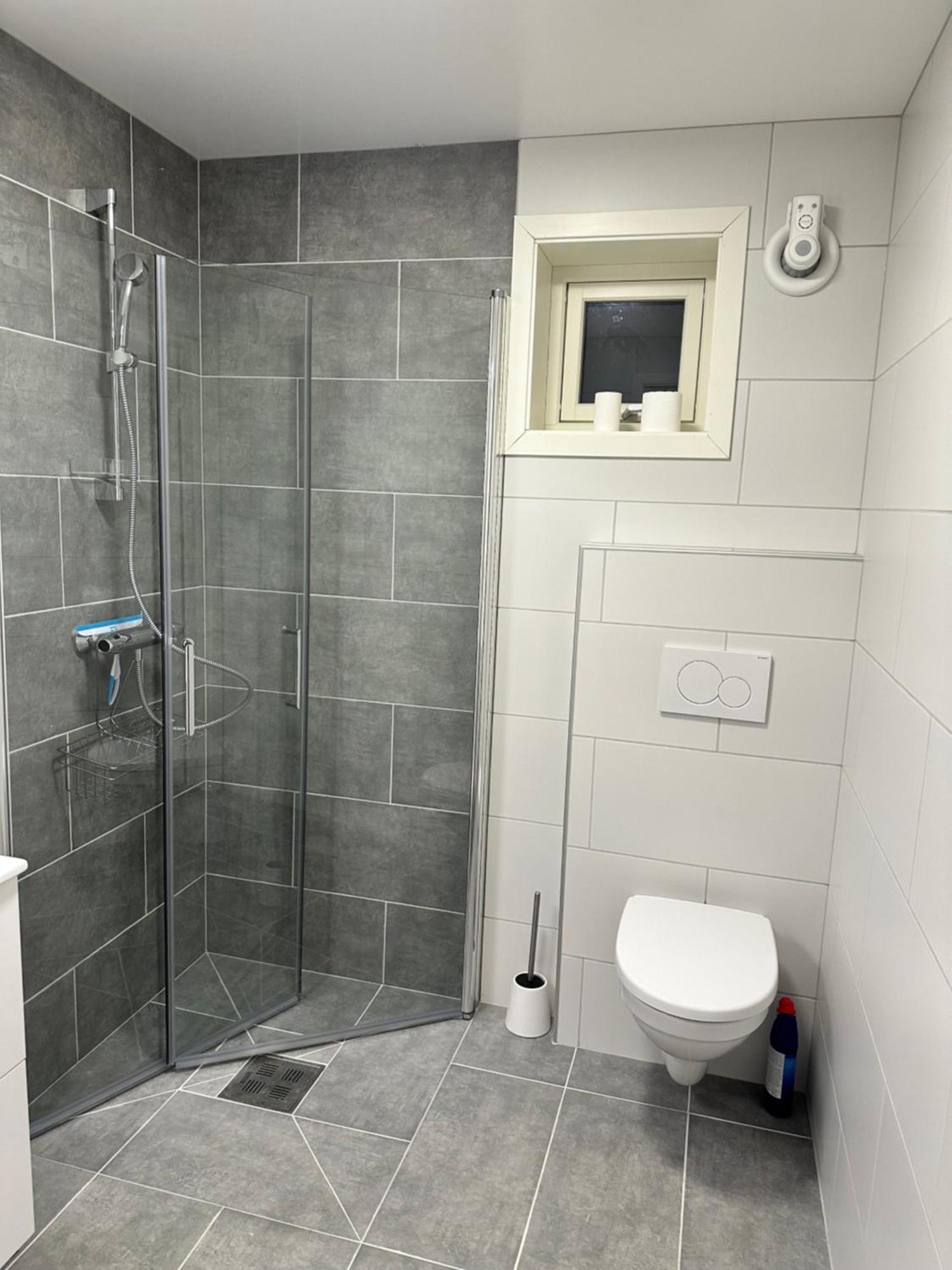 Your Home Away From Home, Apartment 2 Тромсё Экстерьер фото